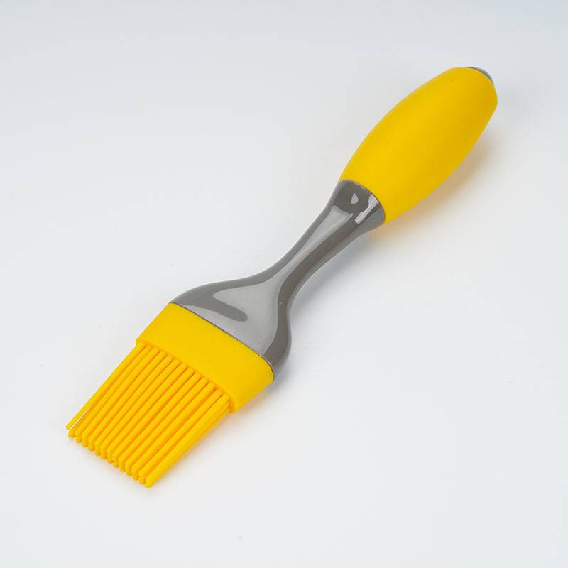 Jaya Mata Silicone Pastry Brush (Brown/Yellow) JM203